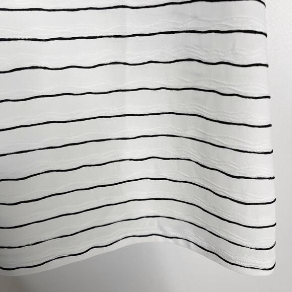 Ann Taylor LOFT Medium White Black Textured Stripe Camisole Tank Top Scoop Neck - Picture 4 of 7